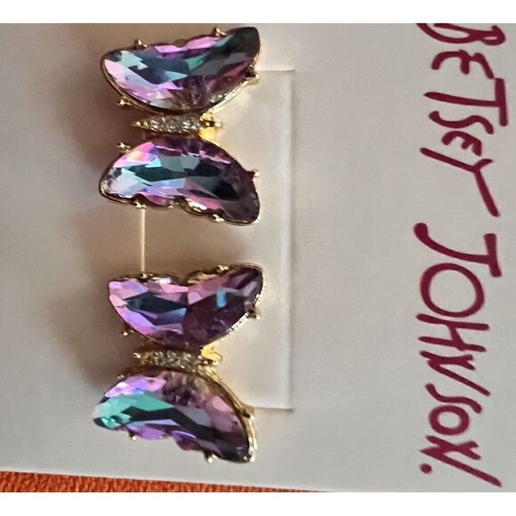 💜 Betsey Johnson sparkling purple butterfly earrings 💜 - Picture 2 of 5